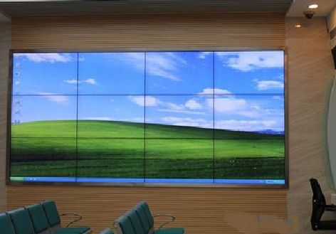 新野液晶拼接屏的另类用法。